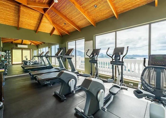 360 Splendor 207a-ocean View 2 Br Condo-breakfast Included! *