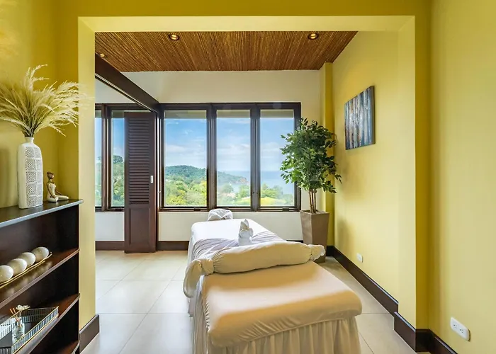 360 Splendor 207a-ocean View 2 Br Condo-breakfast Included! * Playa Flamingo