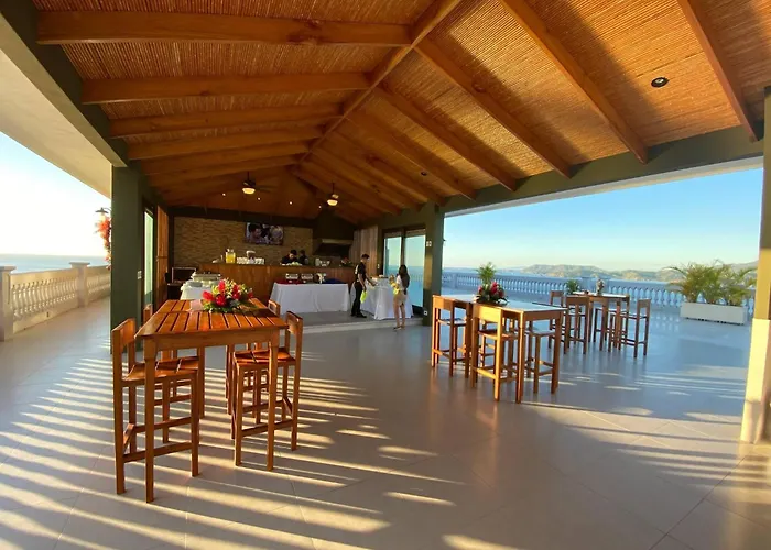 360 Splendor 207a-ocean View 2 Br Condo-breakfast Included! Playa Flamingo
